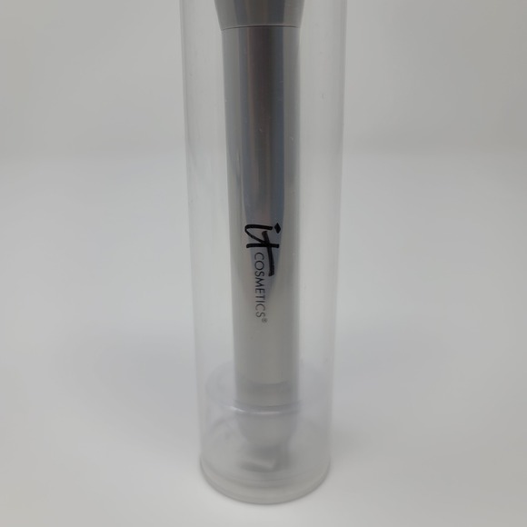 IT Cosmetics CC+ Angled Buffing Foundation Makeup Brush Silver Handle New Sealed - Picture 3 of 4